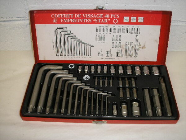 COFFRET CLES TORX ( MÂLES ET FEMELLES) <div hidden>AU_CLES006</div>