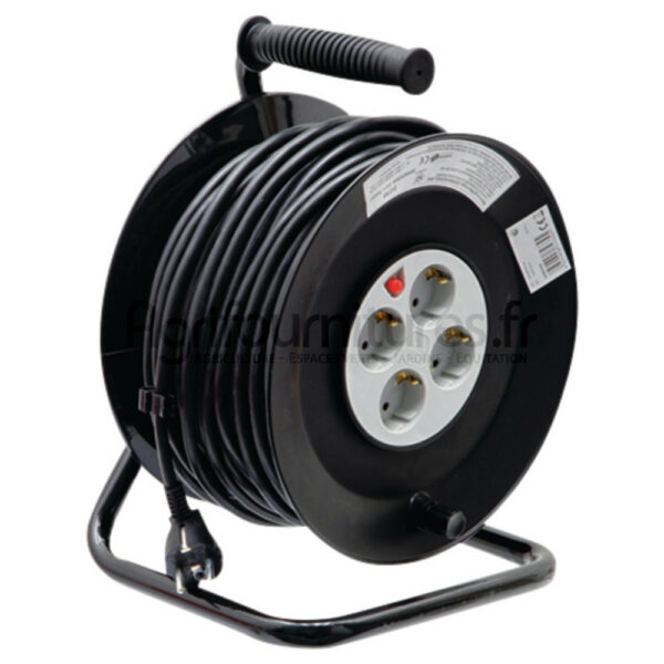 PROLONGATEUR 4 PRISES   LONG : 50 M  SECTION : 3 X 1.5 MM2 <div hidden>EL_PRON004</div>