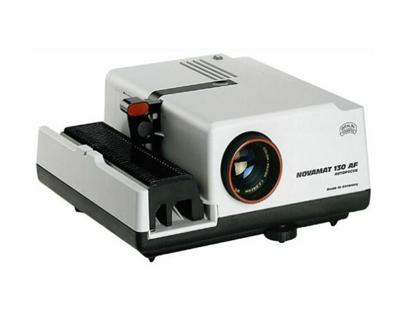 PROJECTEUR DE DIAPOSITIVES <div hidden>PH_PDIA001</div>